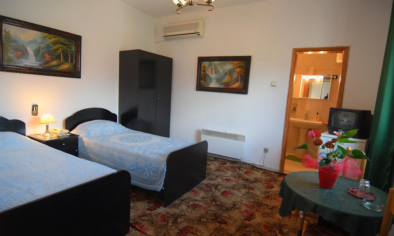 Hotel Haxhiu Tiran Dış mekan fotoğraf